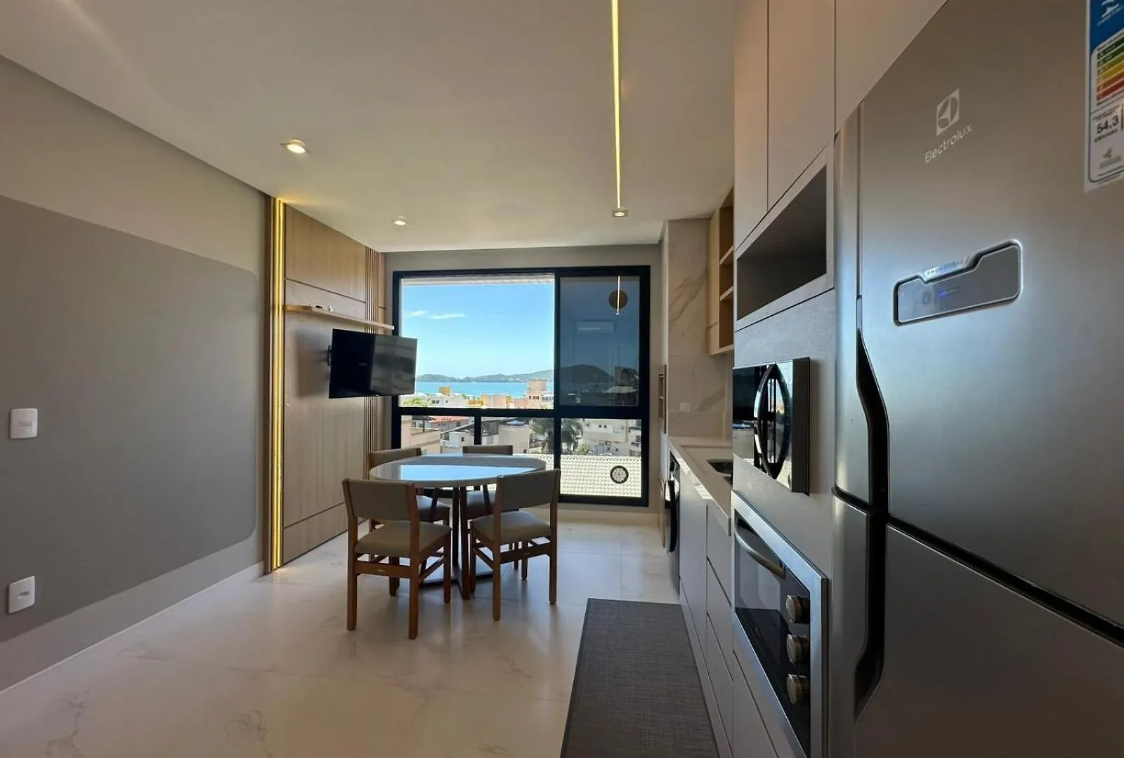 Apartamento Alto Padrao Em Bombinhas A 70 Metros Da Praia, Com Piscina Aquecida, Sala De Jogos, Academia E Espaco Kids!!