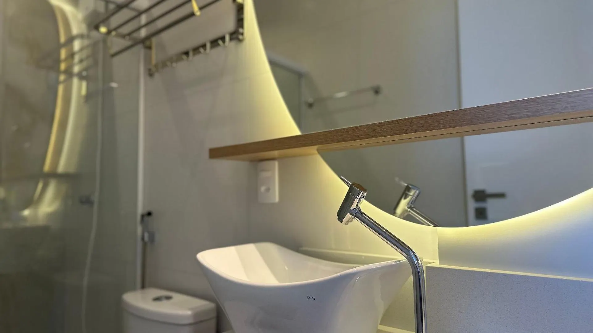 公寓 Apartamento Alto Padrao Em Bombinhas A 70 Metros Da Praia, Com Piscina Aquecida, Sala De Jogos, Academia E Espaco Kids!!