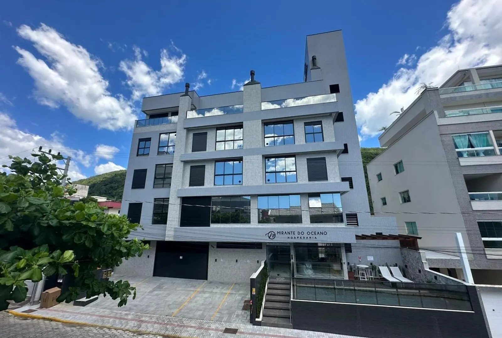 Apartamento Alto Padrao Em Bombinhas A 70 Metros Da Praia, Com Piscina Aquecida, Sala De Jogos, Academia E Espaco Kids!! 0*,  巴西