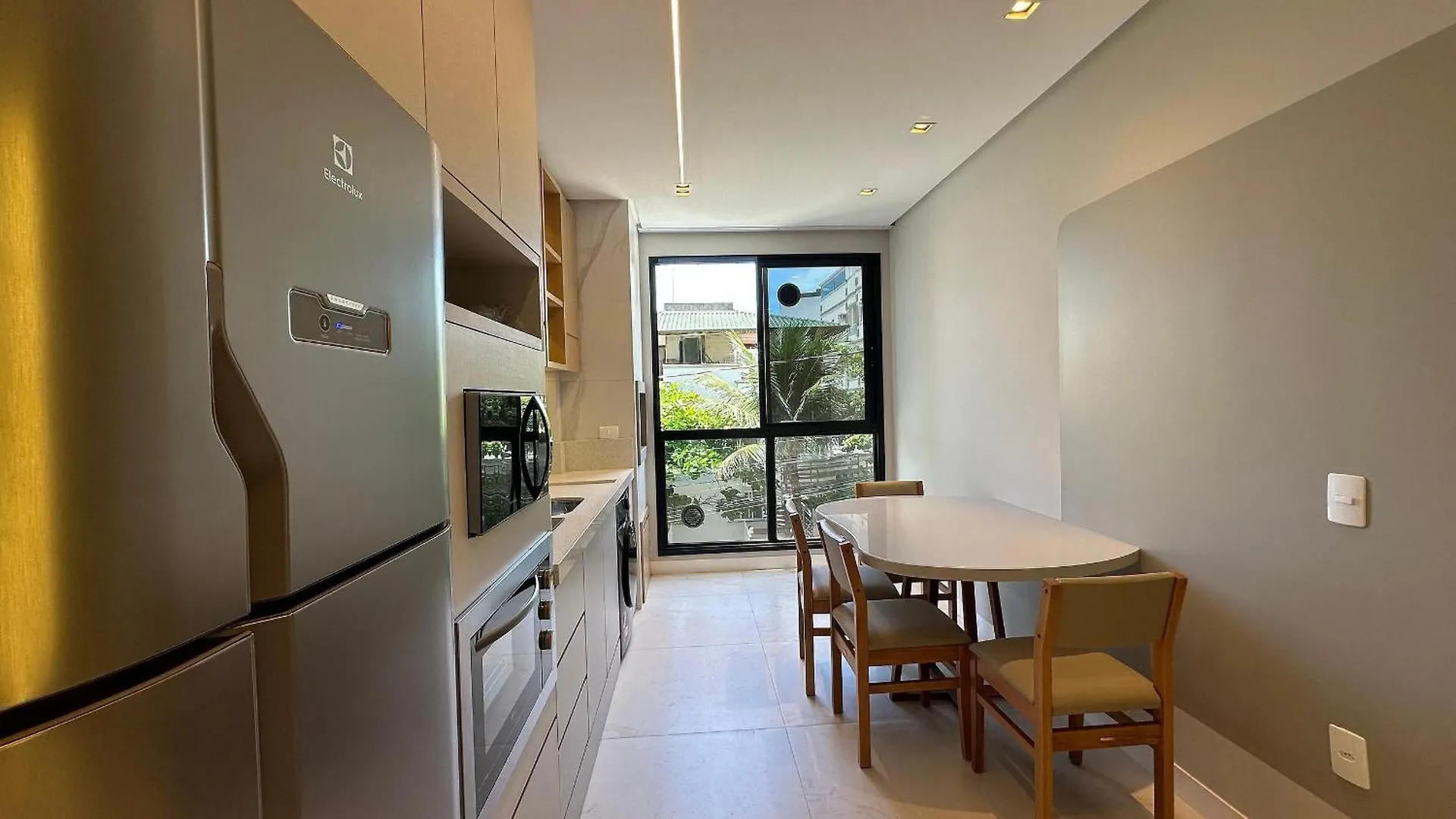 Apartamento Alto Padrao Em Bombinhas A 70 Metros Da Praia, Com Piscina Aquecida, Sala De Jogos, Academia E Espaco Kids!! شقة